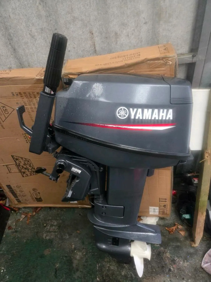 Boat engine - Image 1