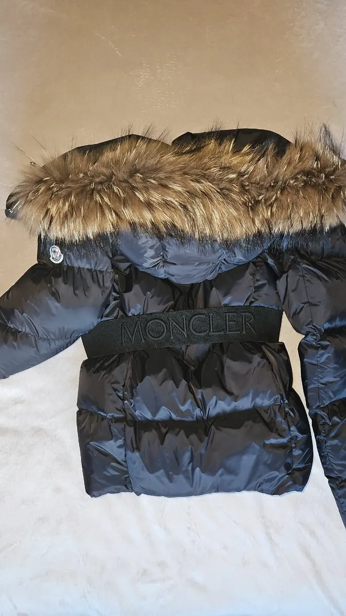 Moncler woman jacket - Image 2