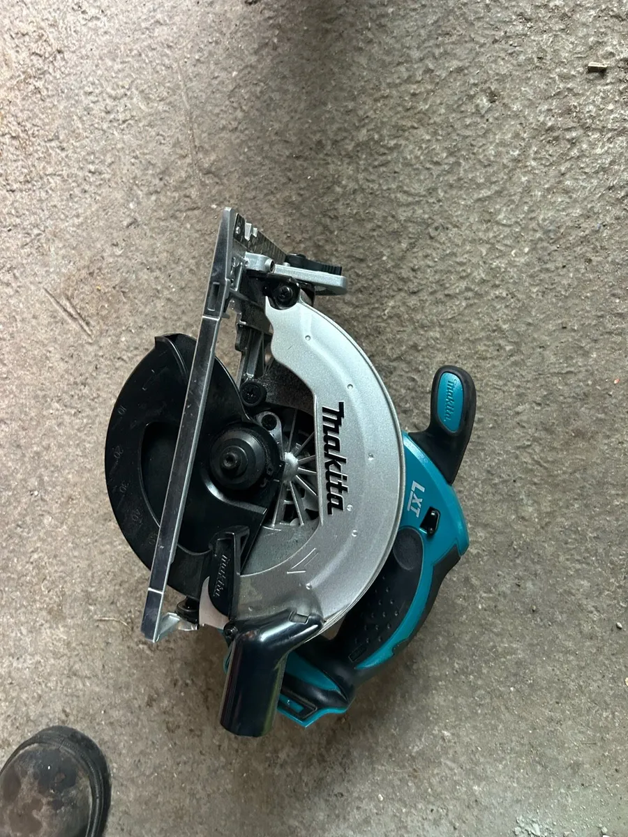 Makita skillsaw - Image 1