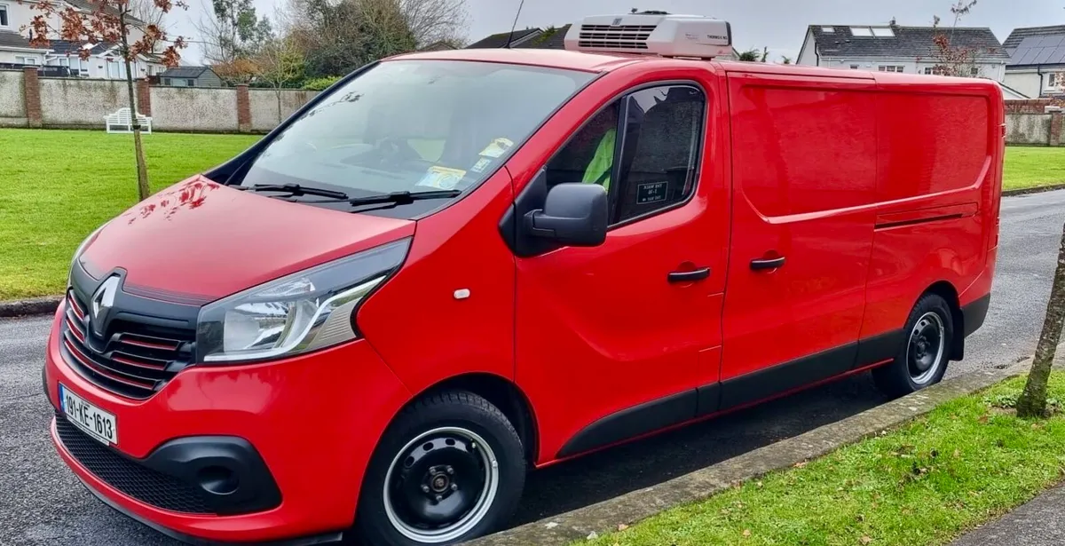 2019 Renault Trafic Fridge van - Image 4