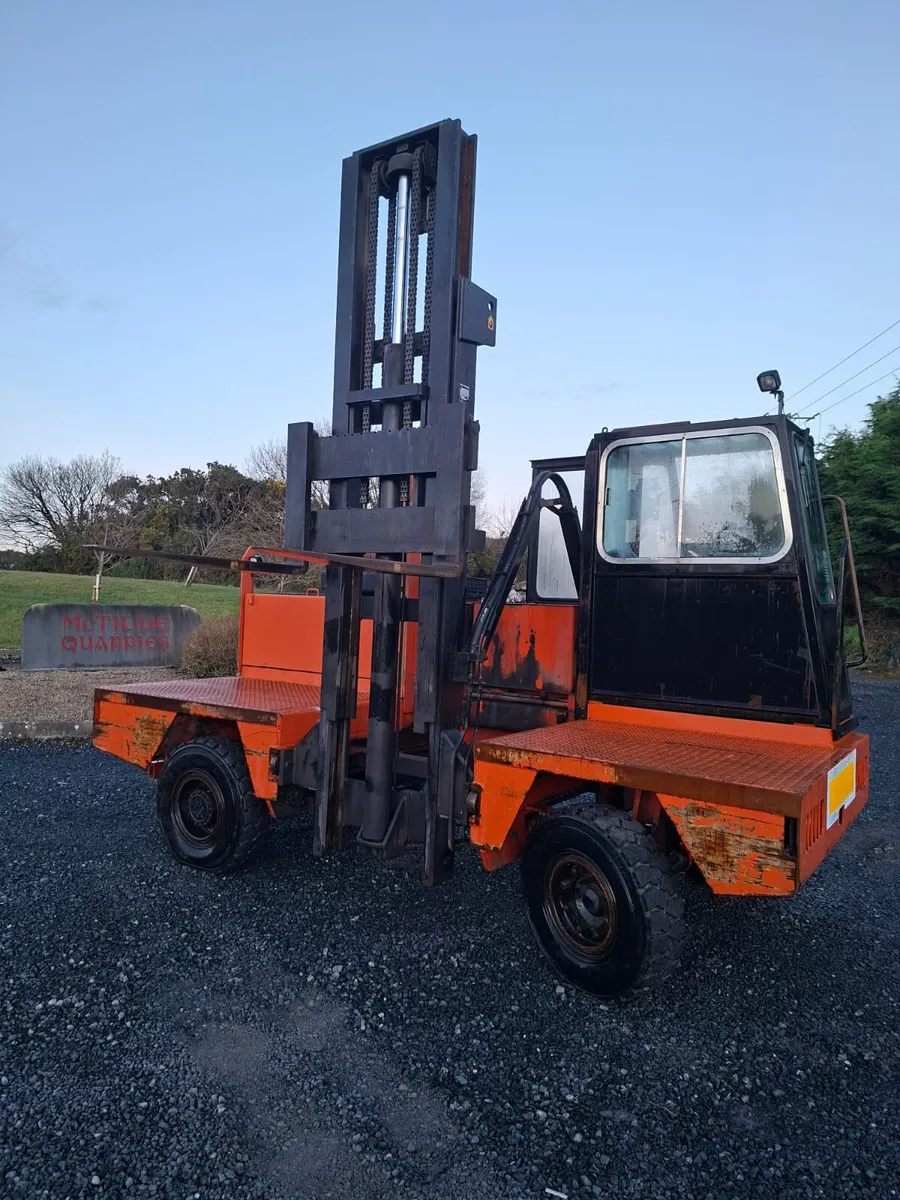 Boss 556 5C1 Side Loader - Image 2