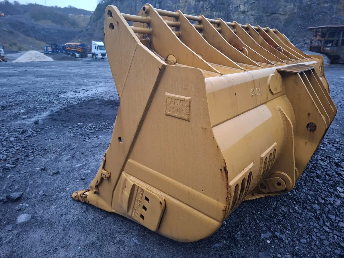 CAT Bucket - Image 4