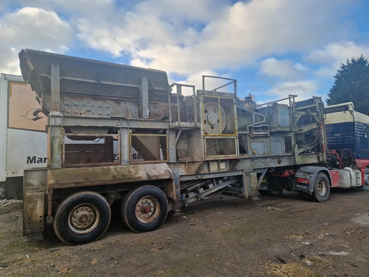 Brown Lennox 30 x 18 Mobile City Crusher - Image 4