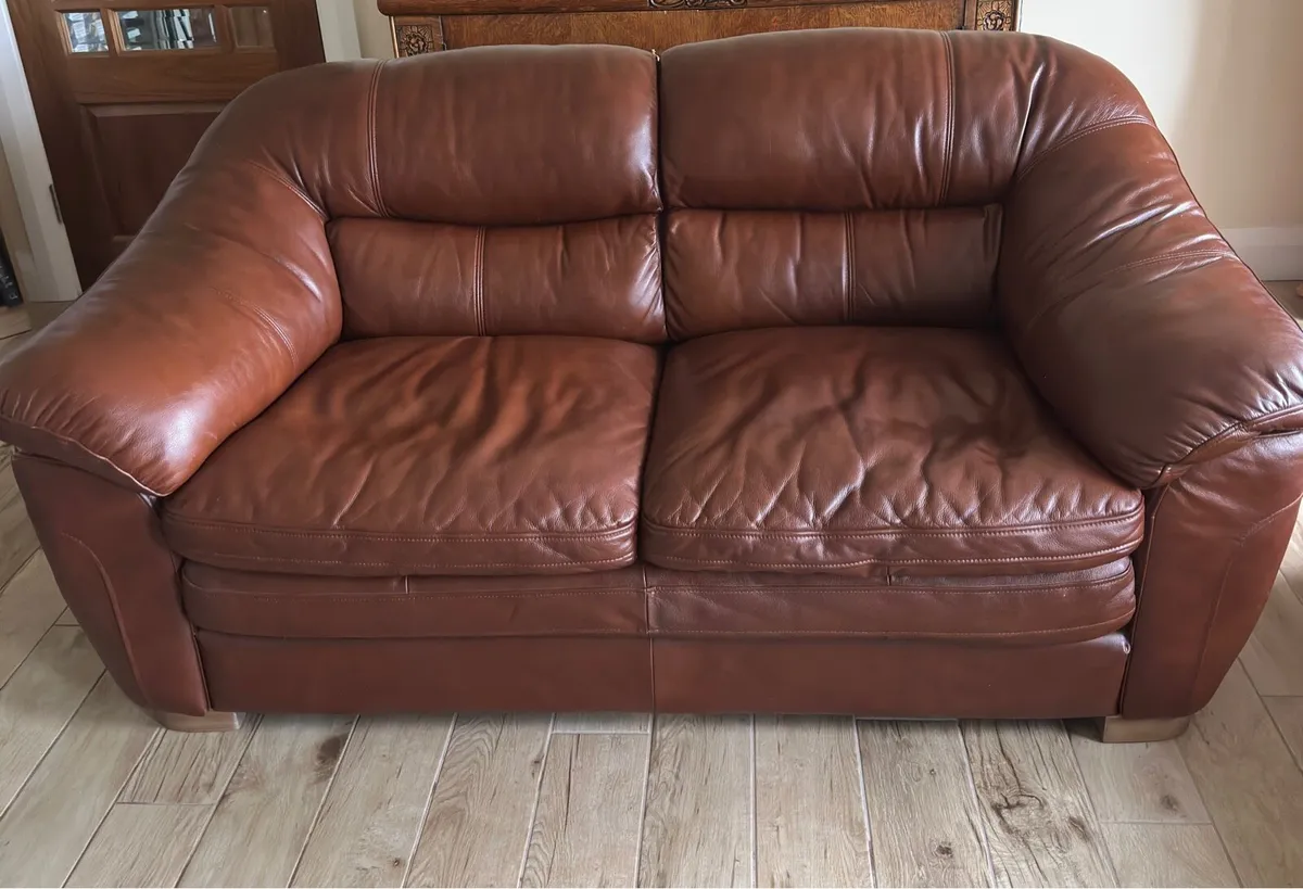 Leather suite - Image 2