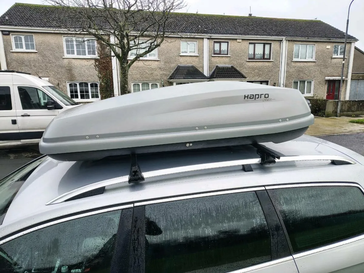 Roof Box and Bars - Image 3