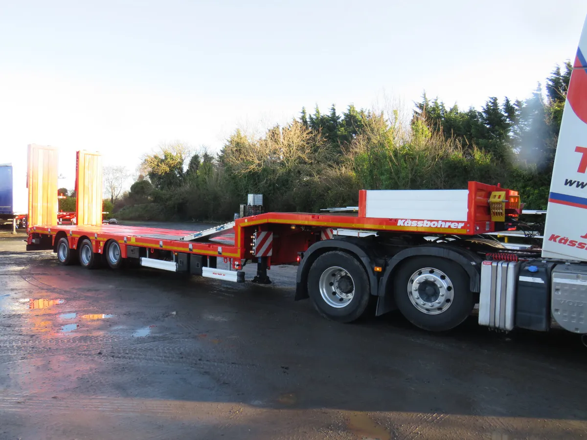 Low Loader - Image 1