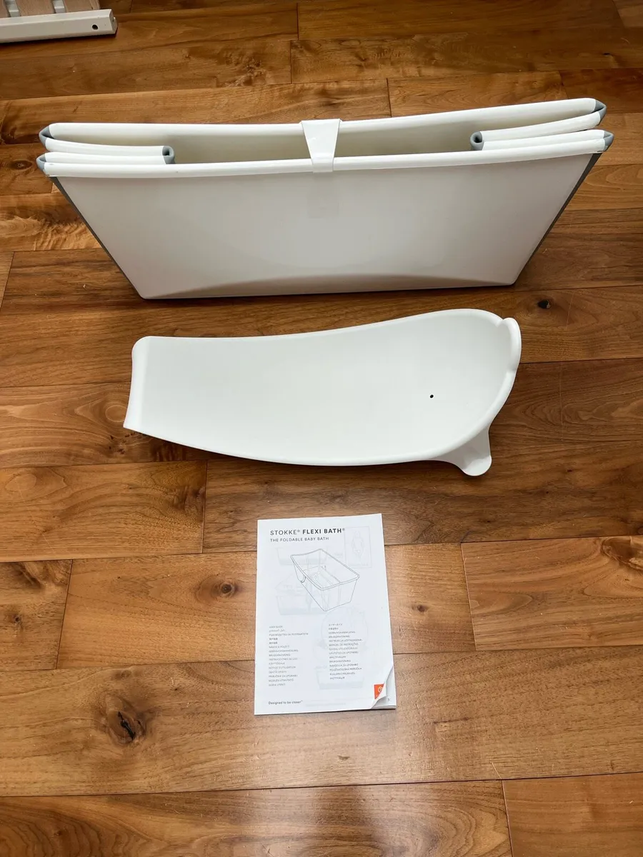 Stokke flexi foldable baby bath with infant insert - Image 2