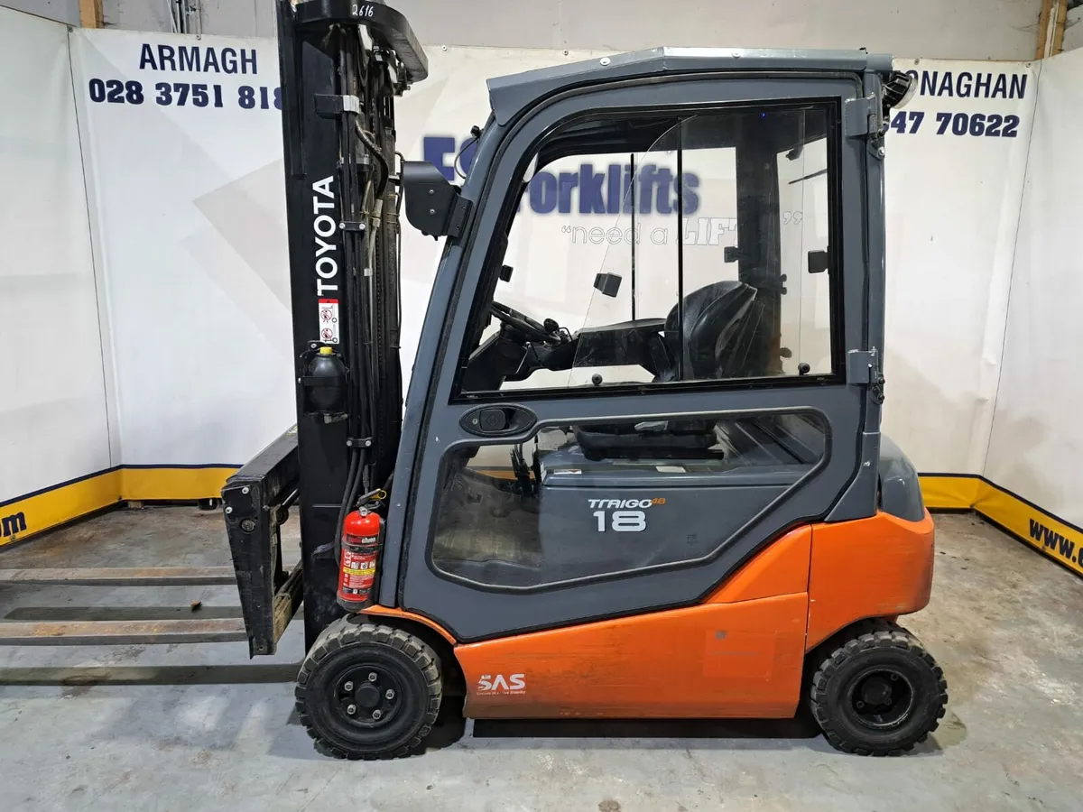 Toyota electric forklift - Image 1