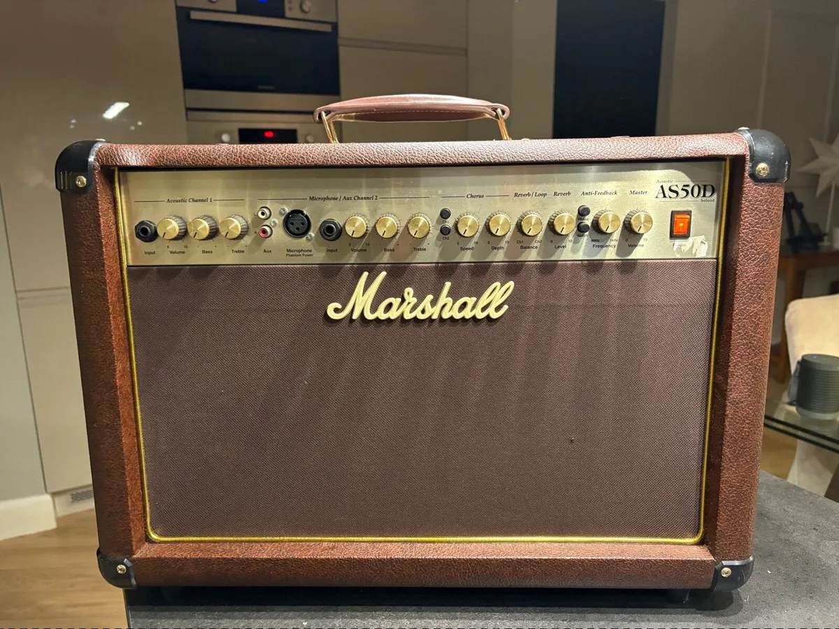 Guitar Amp - Image 2