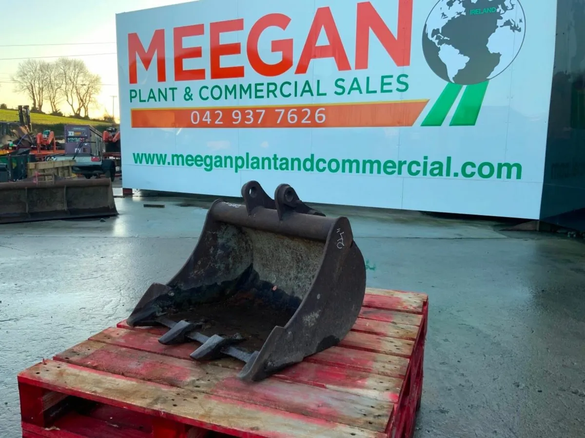 24" MINI DIGGER BUCKET.....35mm PINS.........24. - Image 2