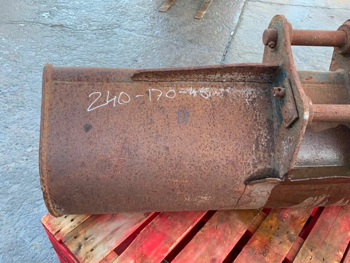 60" GRADING BUCKET.........45mm PINS .......679. - Image 4