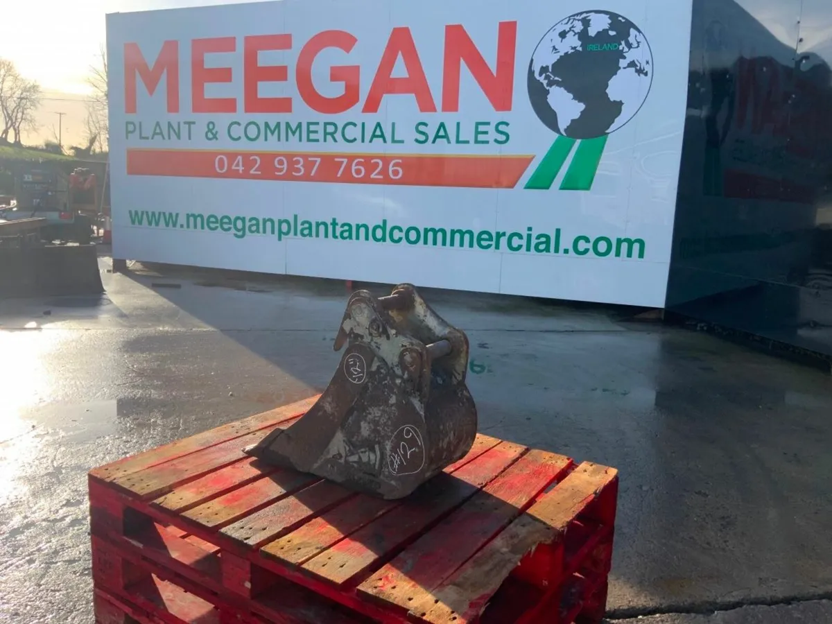 12" MINI DIGGING BUCKET......40 mm PINS.........12 - Image 2