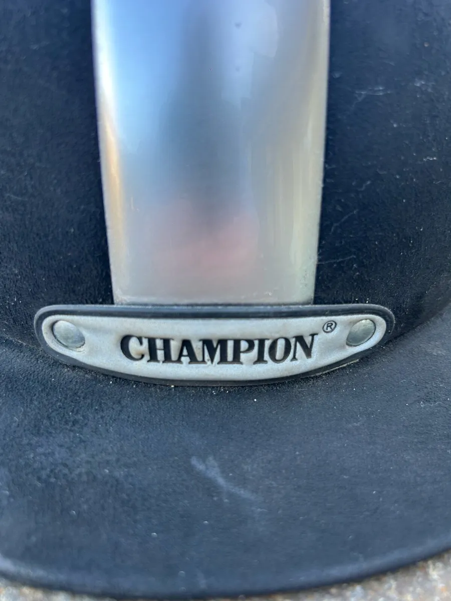 Horse riding helmet - Image 2