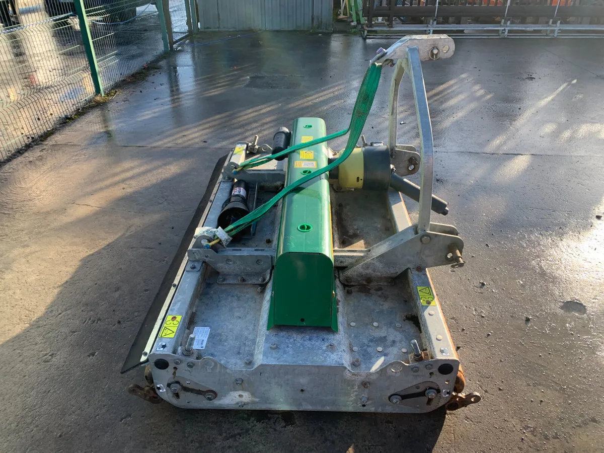 BID ONLINE NOW - 2023 MAJOR MJ71-190 ROLLER MOWER - Image 4