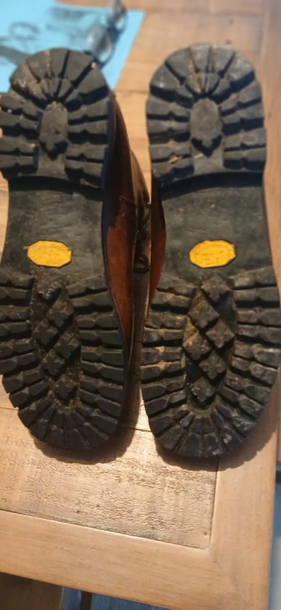 Vintage Leather Zamberlan Men's Walking Boots  11 - Image 3