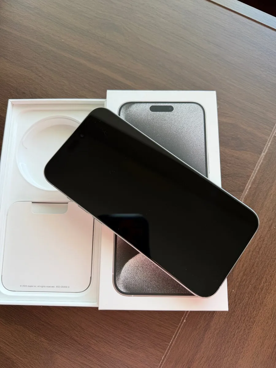 iPhone 15 Pro Max 256GB immaculate condition+Case - Image 3
