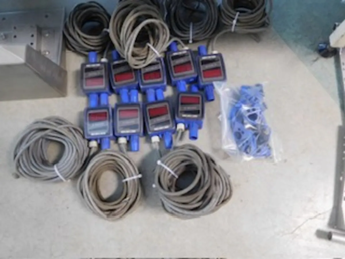 milking parlour - Image 1