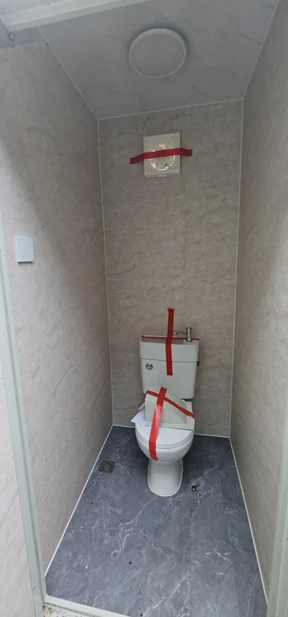 Double Toilet Block - Image 2