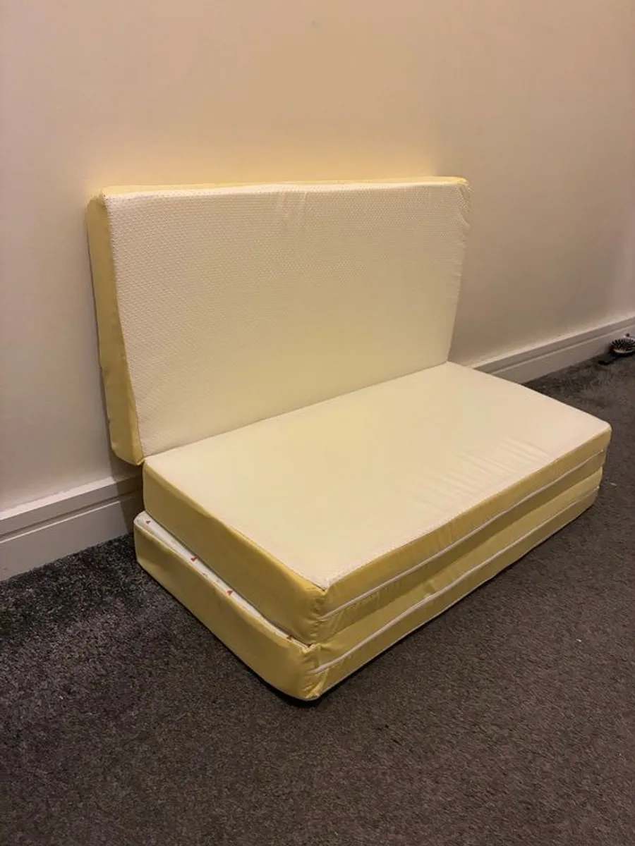 Clevamama Travel cot mattress - Image 4