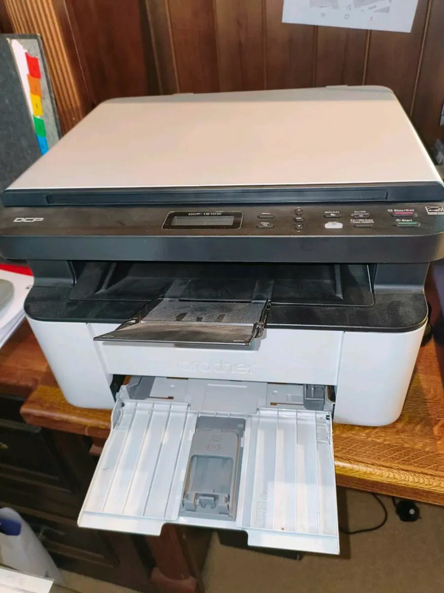 Mono copier/printer/scanner - Image 1