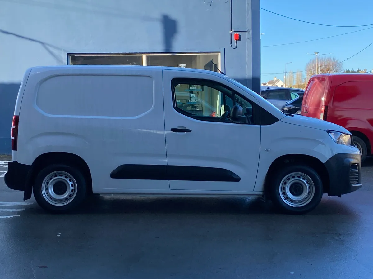 Peugeot Partner Active Plus 1.5 HDI 100 650KG - Image 2