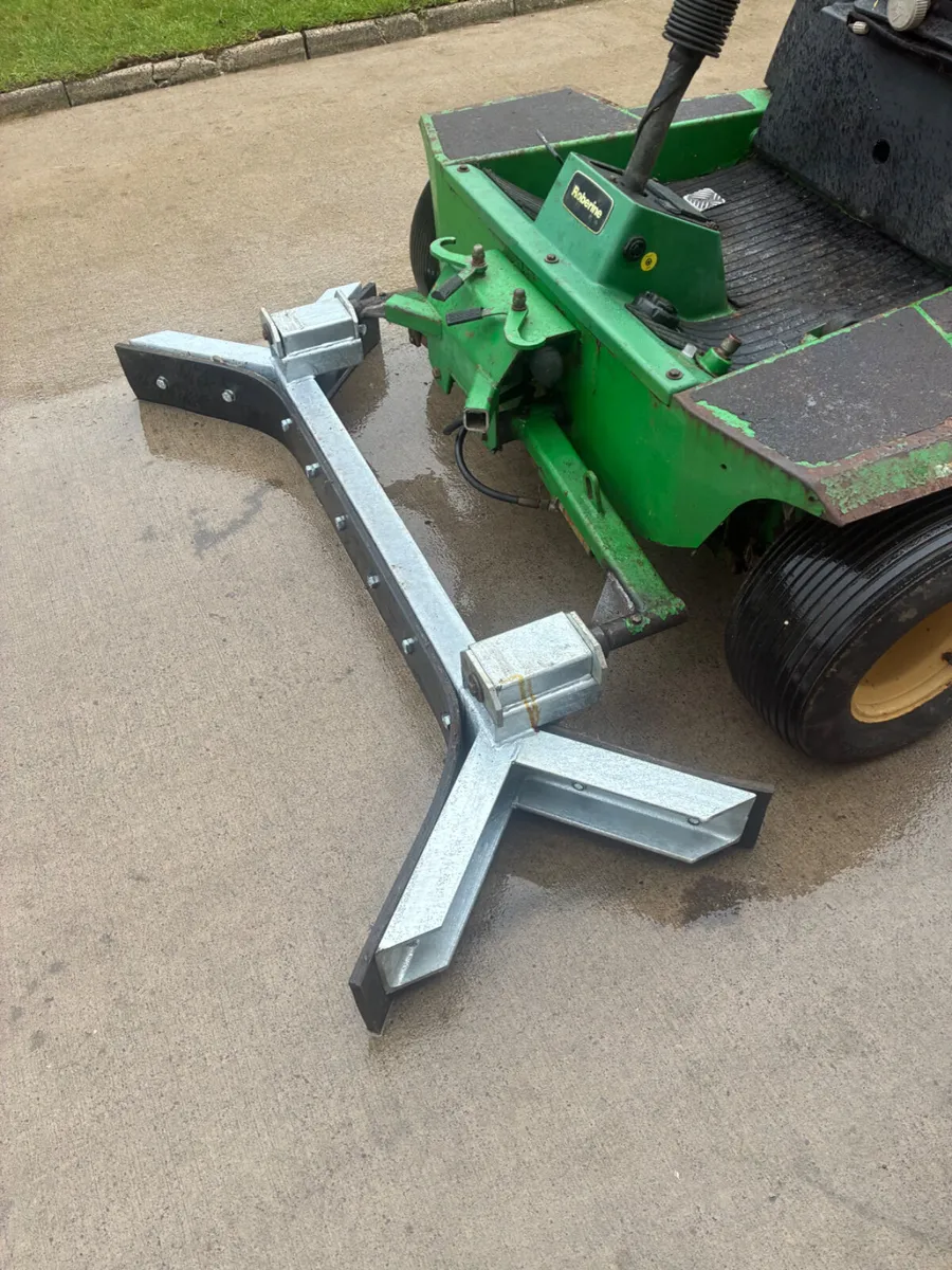 Roberine diesel yard scraper - Image 1