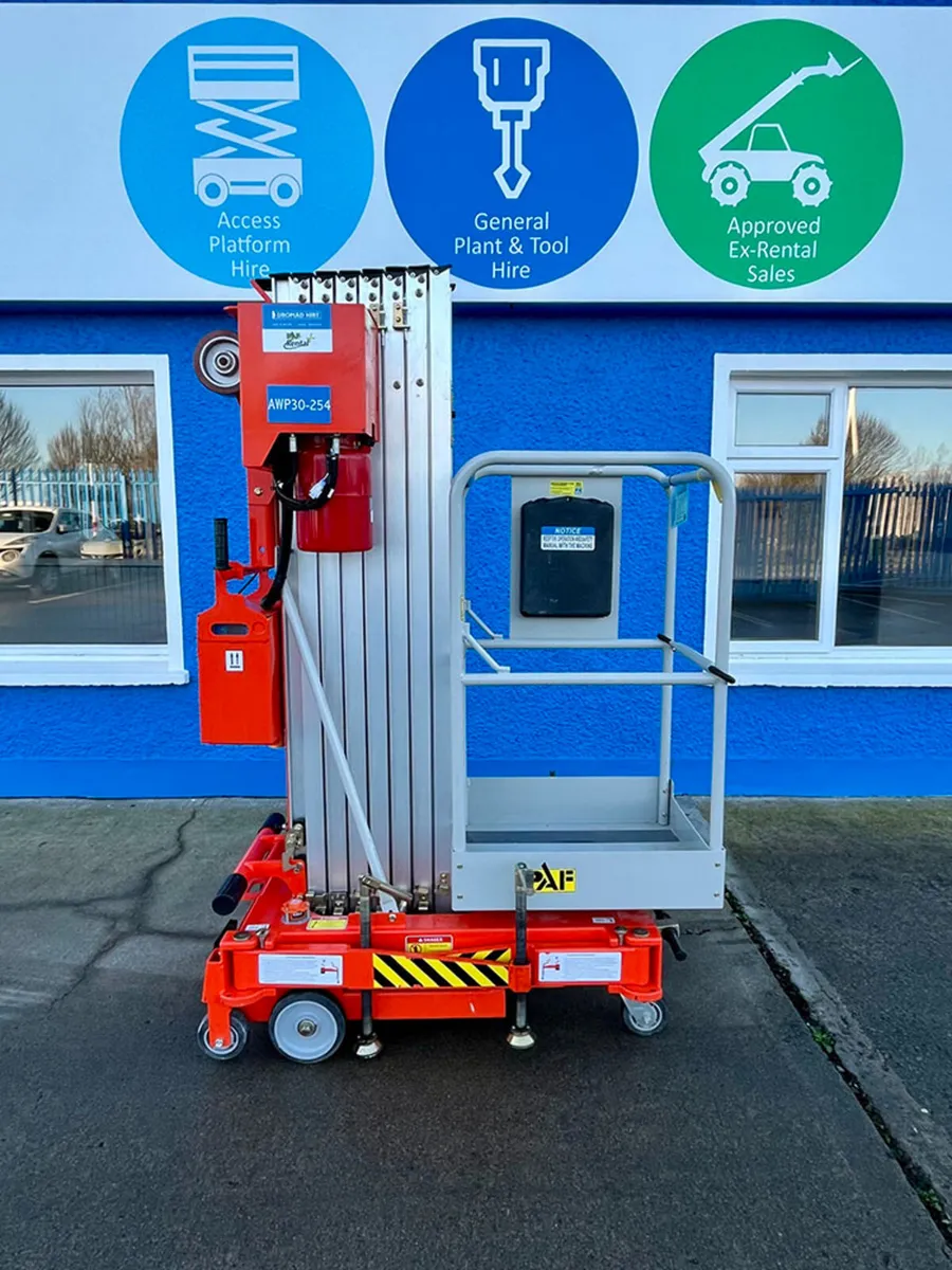 Dingli GTWY11-1300DC Compact Mast Lift - Image 2