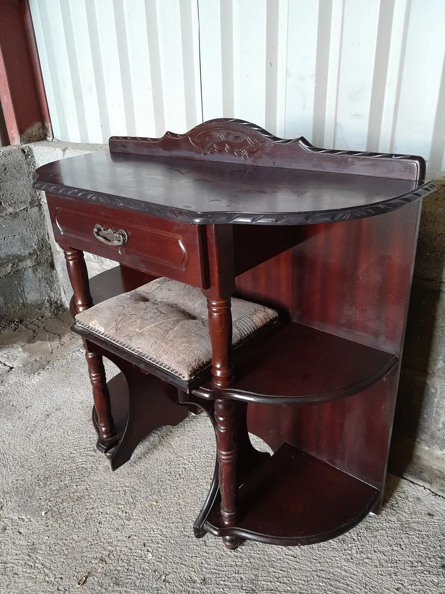 Hall table - Image 1