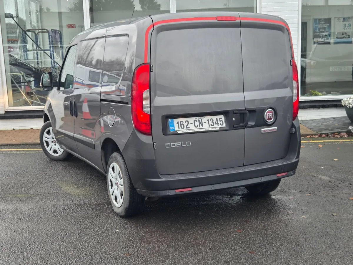 2016 FIAT DOBLO - Image 2