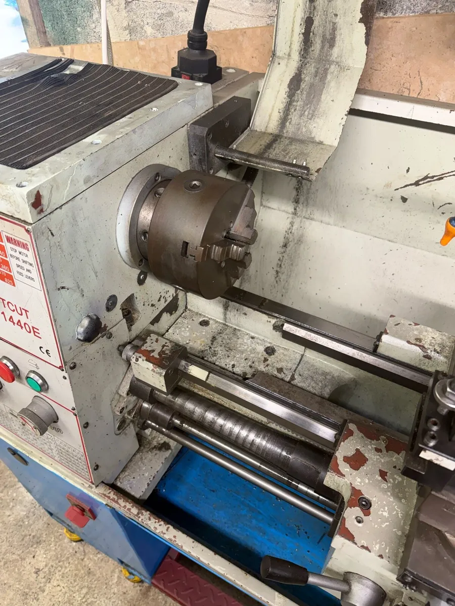 Metal lathe - Image 4