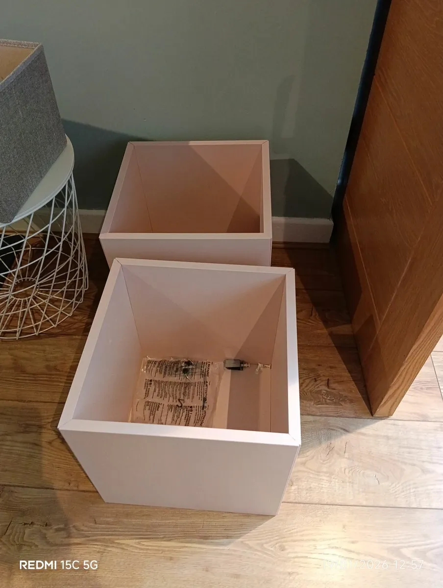 Wall mounted cubes - Image 2