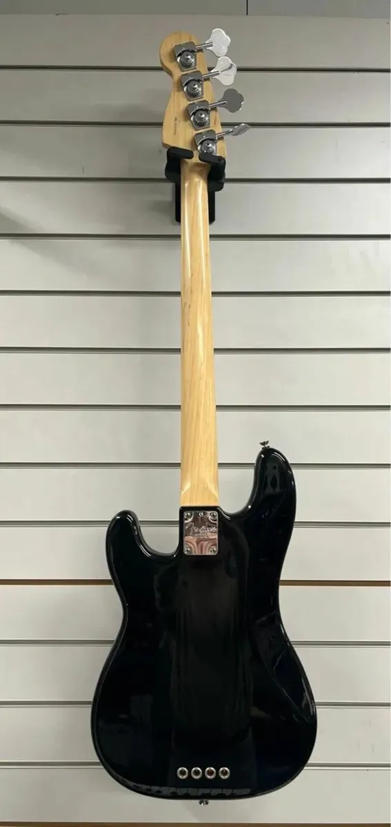 2004 USA Fender Precision Bass - Image 3