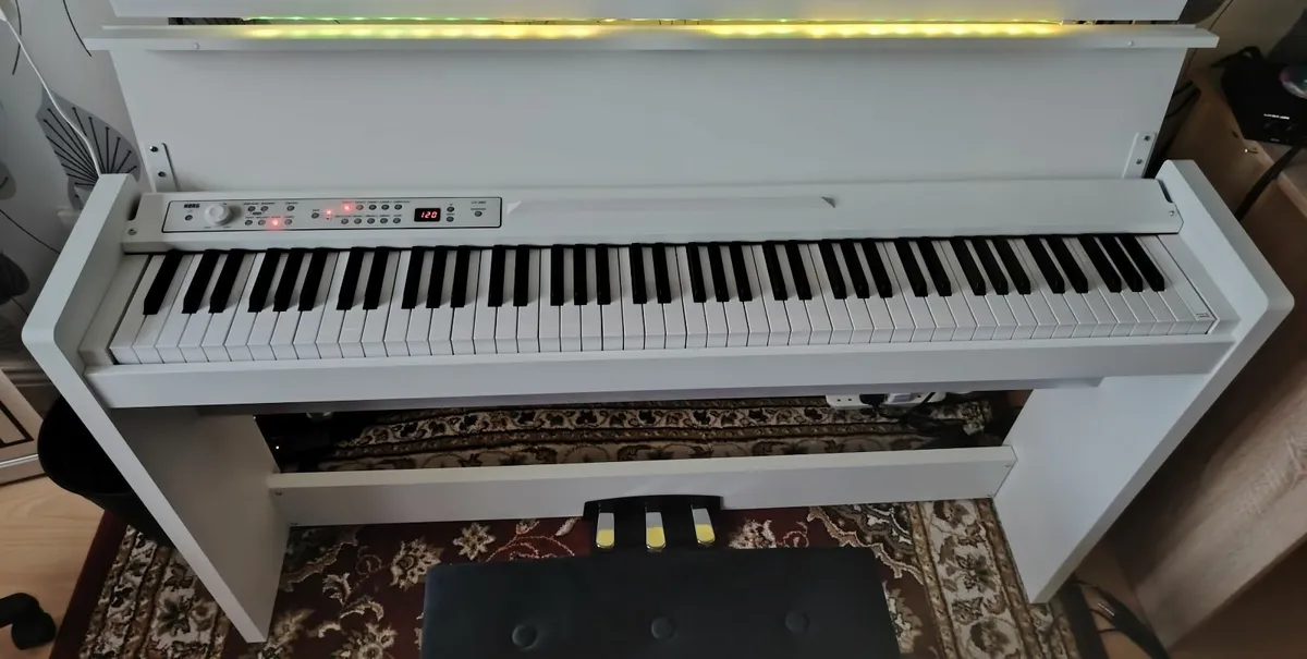 BRAND NEW Beautiful Korg LP380-U Digital Piano - Image 3