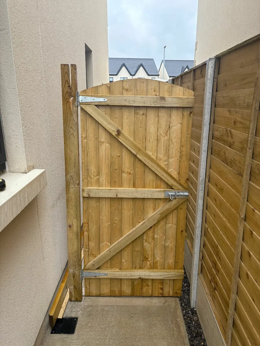 Side gate - Image 3