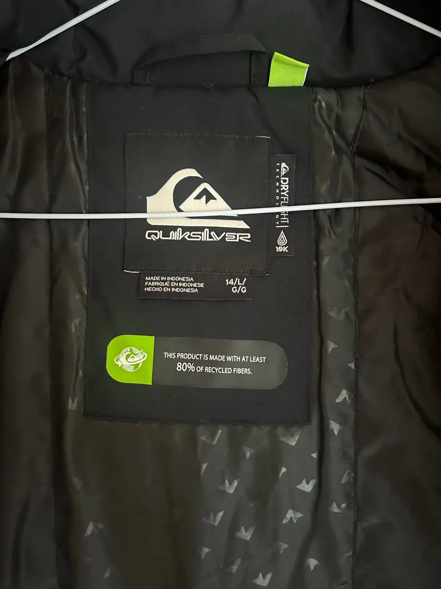 Boys Quiksilver Ski Jacket - Image 4