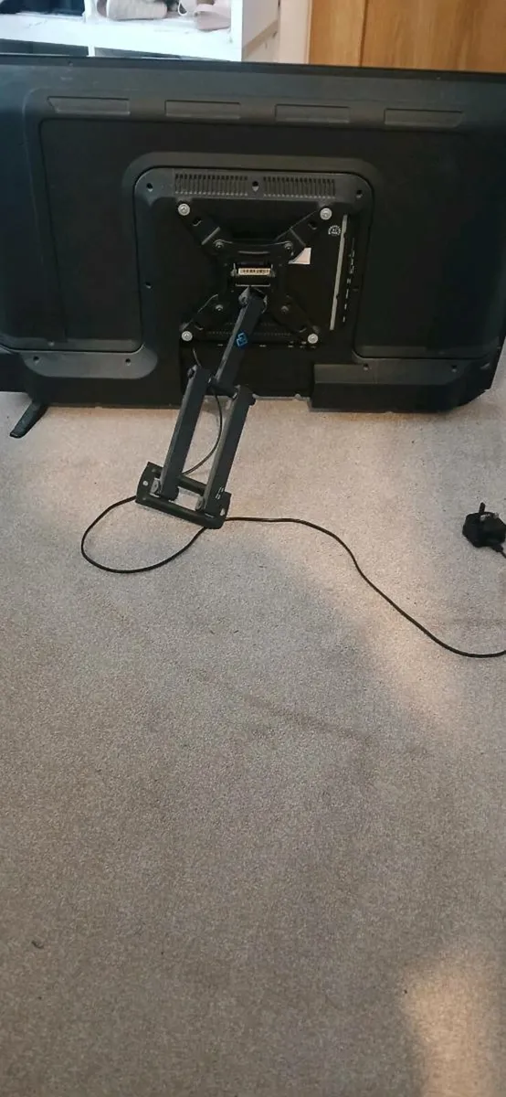 40inch smart tv - Image 2