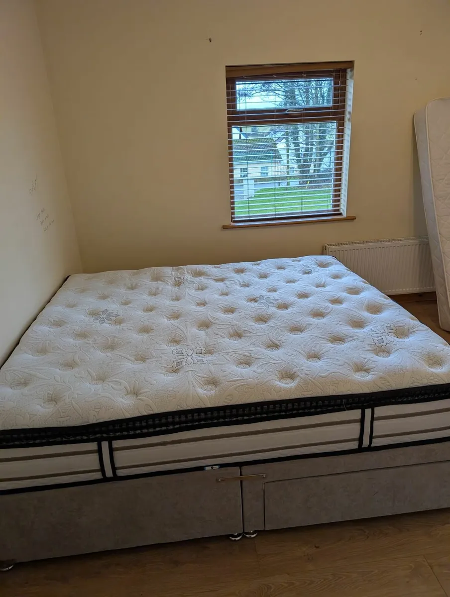 Mattress - Image 3