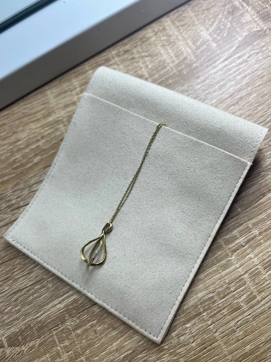 9ct yellow gold pendant necklace - Image 2