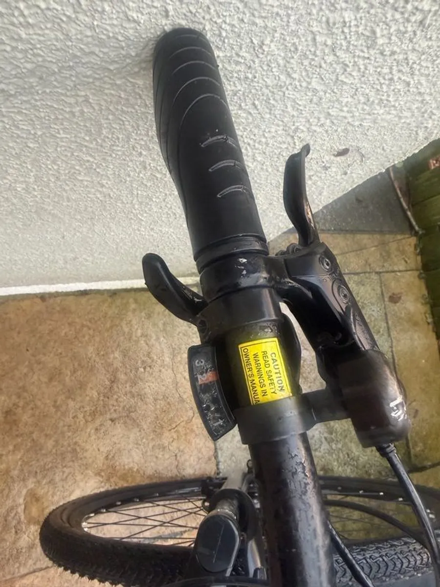 Liv Rove 4 hybrid bike - Image 4