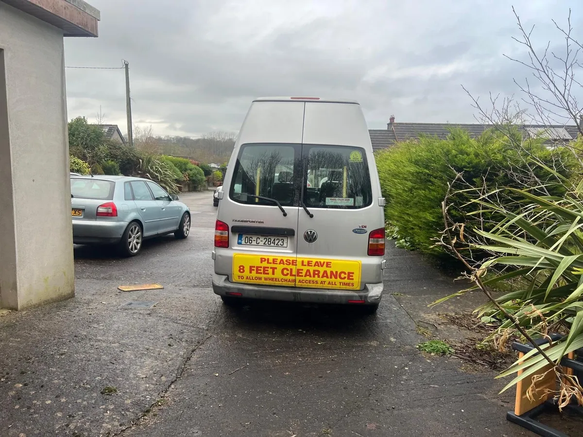 Volkswagen Transporter 2006 - Image 1