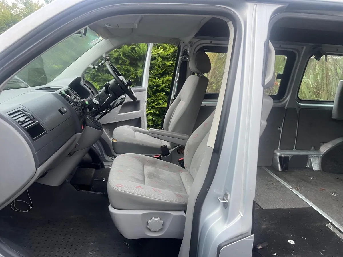 Volkswagen Transporter 2006 - Image 4
