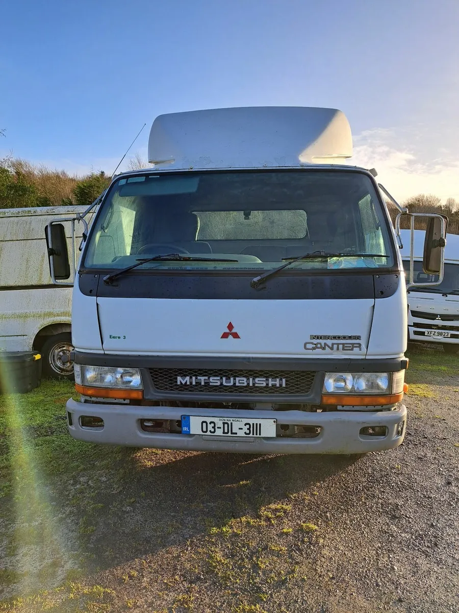 Mitsubishi Canter 2003 - Image 1