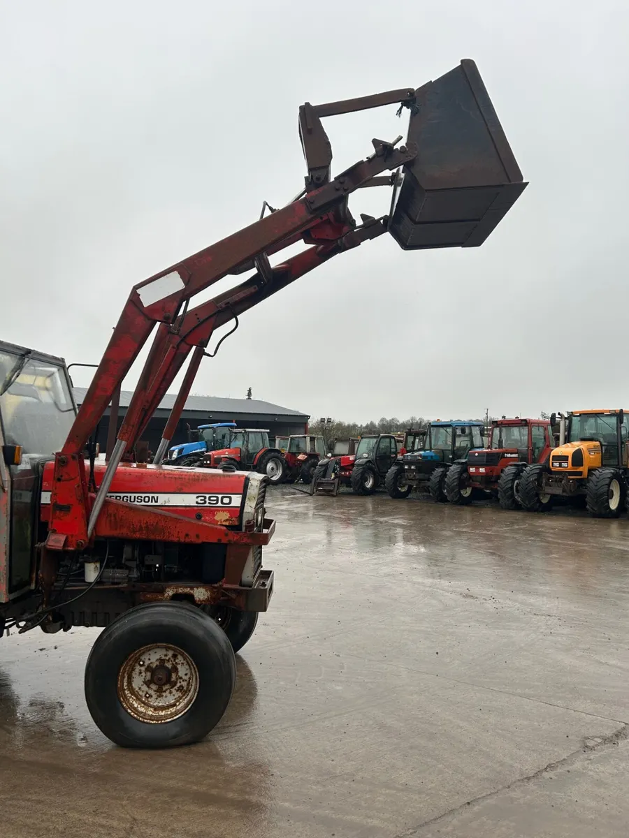 MF 80 Loader To Suit MF 365 375 390 - Image 1