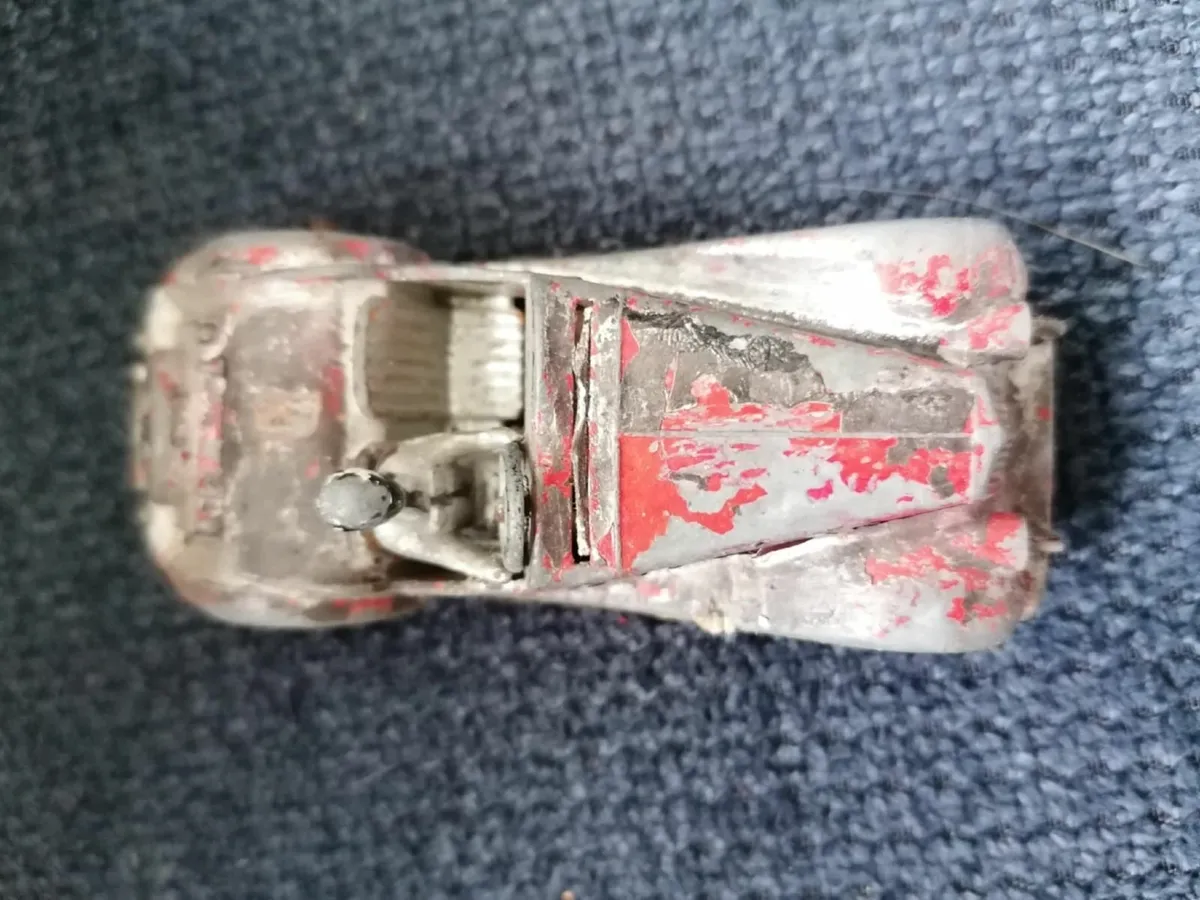 Dinky MG Midget 108 Collectable Car - Image 3