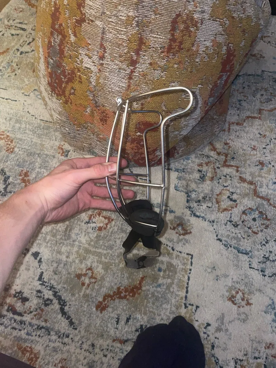 Oldstyle helmet guard - Image 4