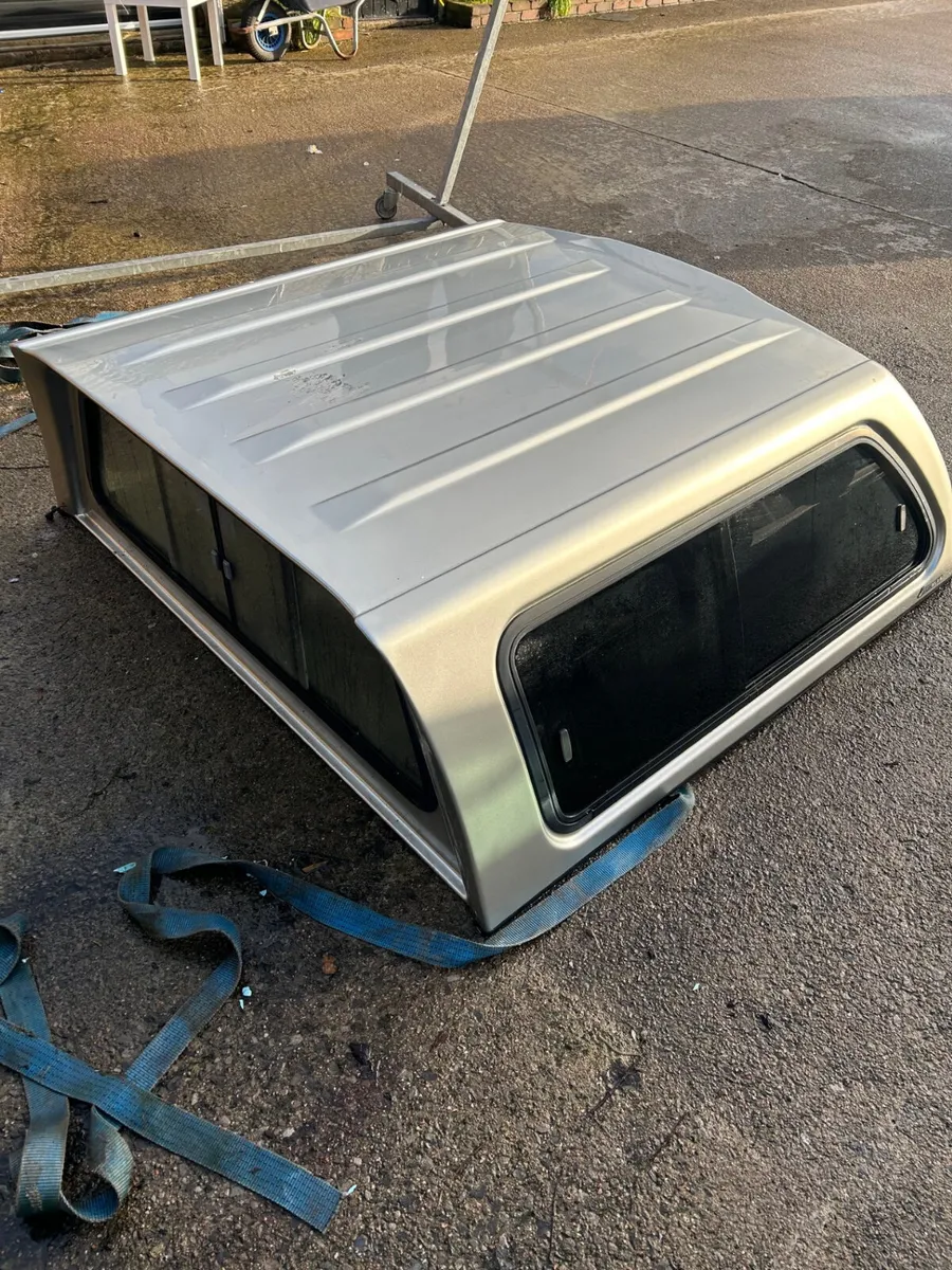 Aero Klas Canopy For A Toyota Hi Lux - Image 2