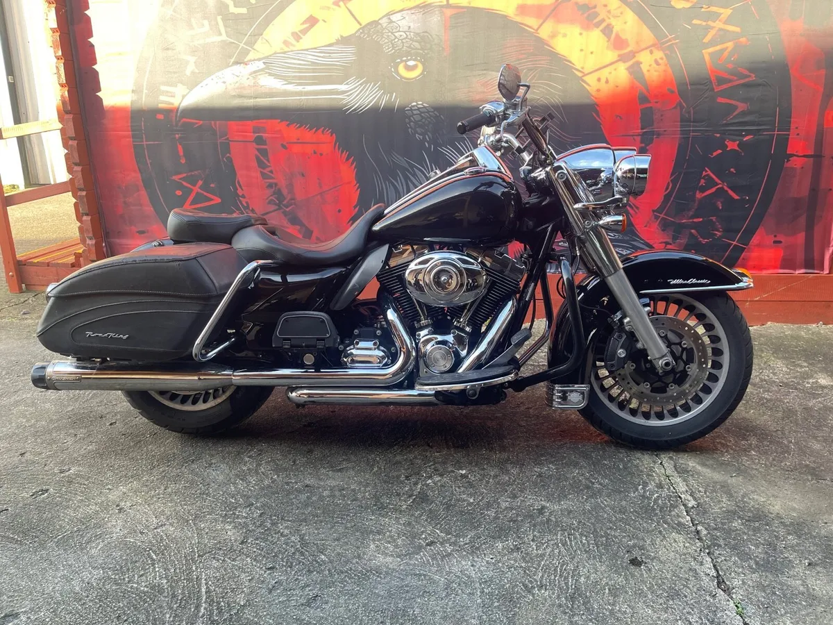 HARLEY DAVIDSON cash deal - Image 1