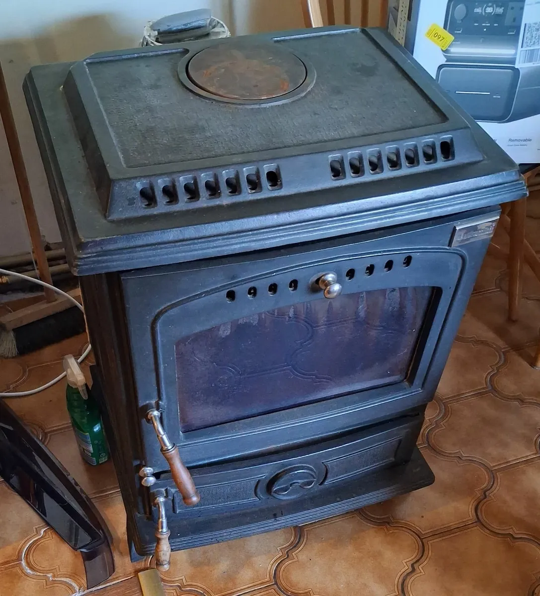 Stove - Image 1