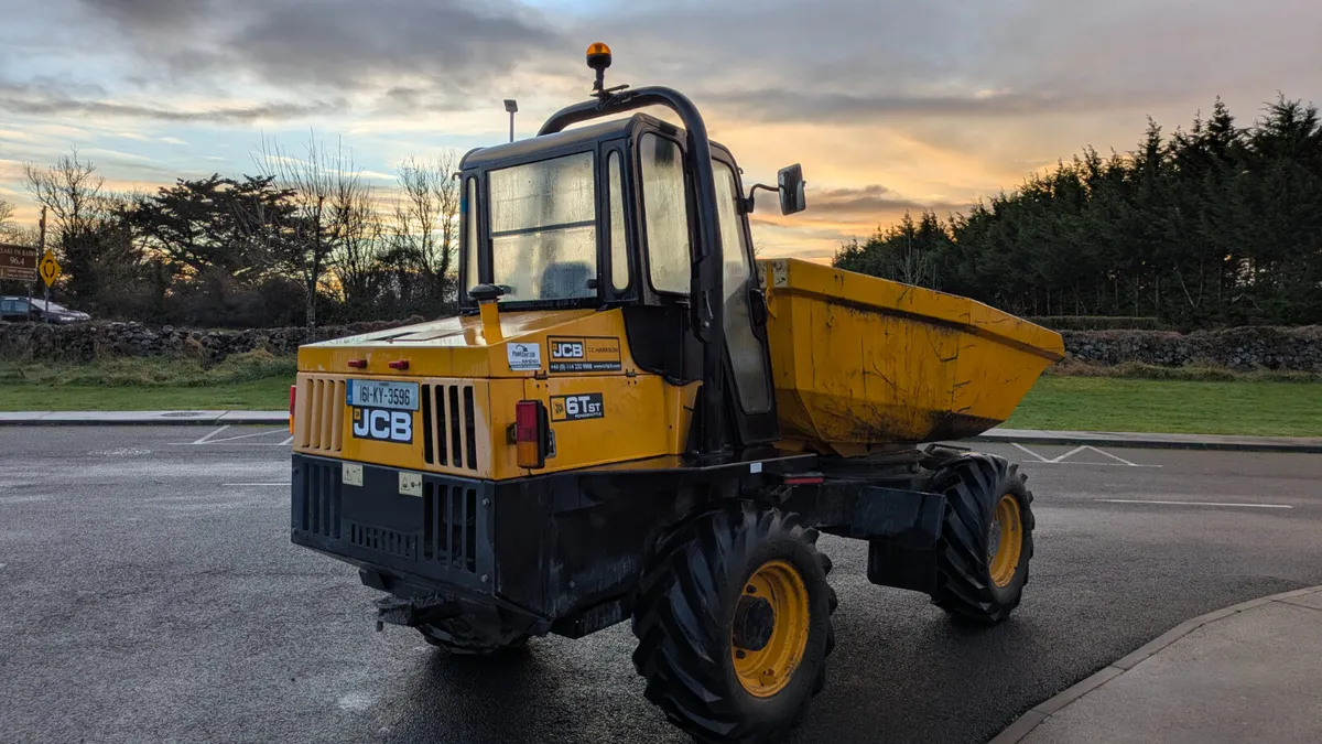 2016 JCB 6T swivel dumper - Image 4