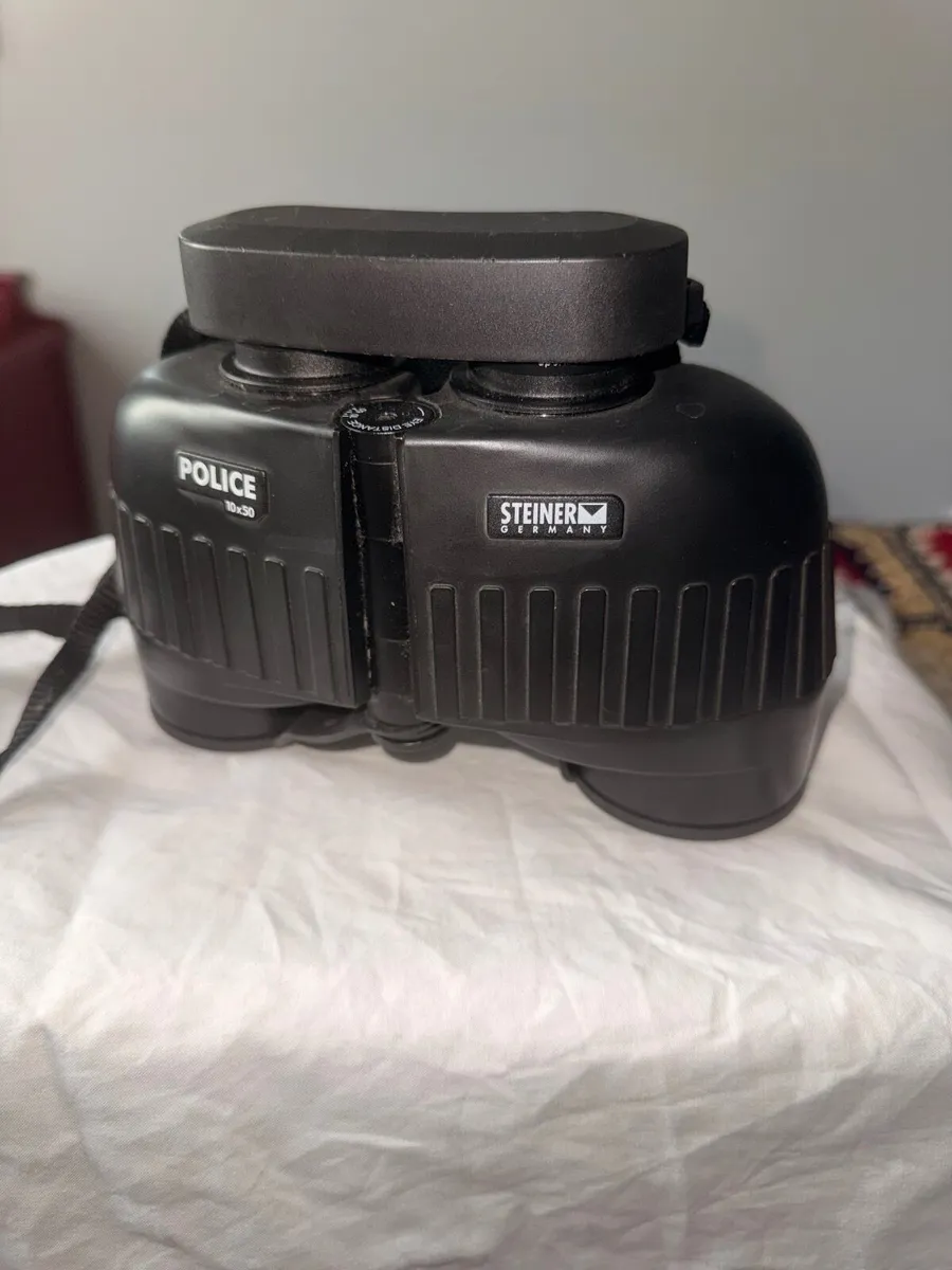 Binoculars - Image 3